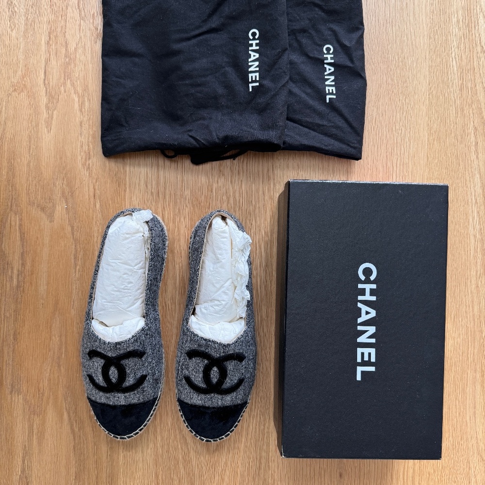 Chanel Espadrille 38 Woven Felt CC Runway Rare Flats CC-0322N-0082